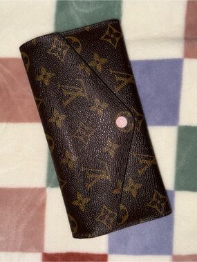 Louis Vuitton Brown Monogram Canvas Wallet with Pink Snap Emilie GT176